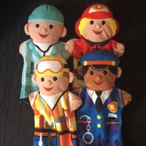 LAST CALL Melissa and Doug puppets